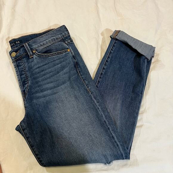 Level 99 Women's Morgan Slouchy Straight-Leg Jean size 28 - Picture 15 of 15